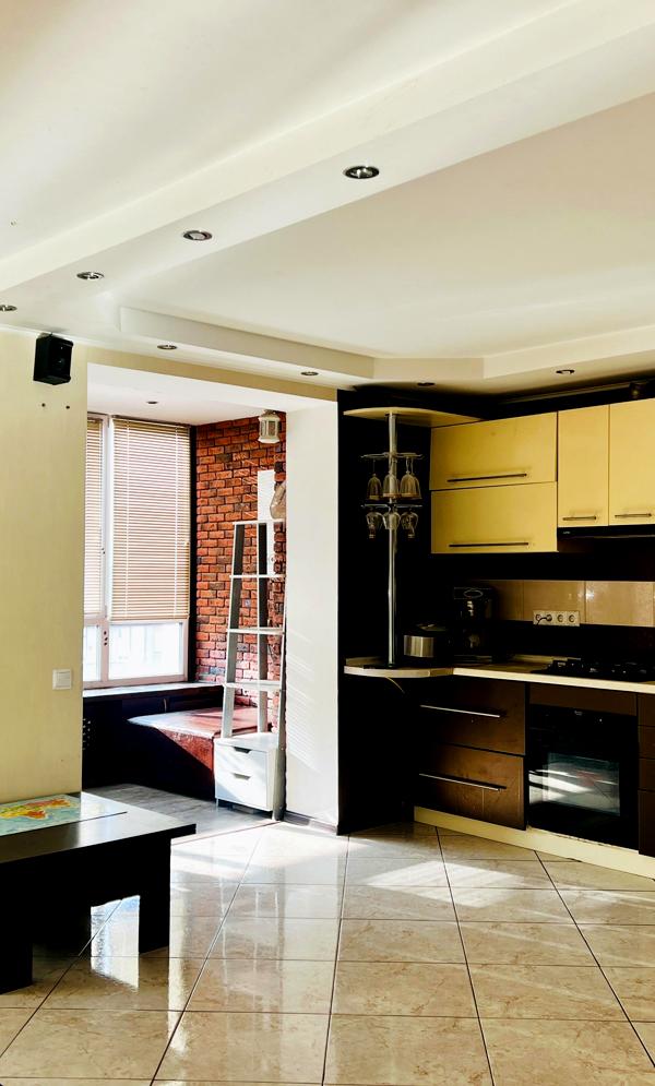 2-Room Apartment in Kryukivshchyna with Modern Furnishings