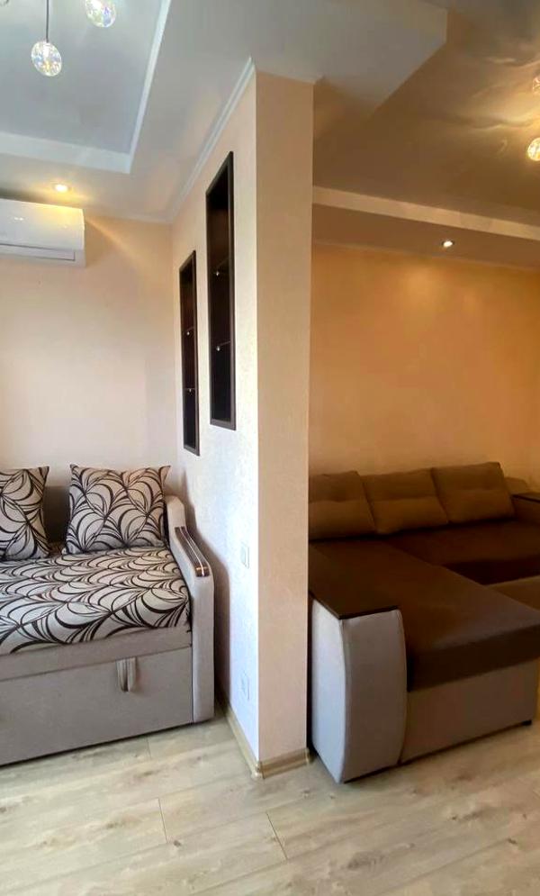 1-Bedroom Apartment on Zakrevskogo Street, Fully Equipped