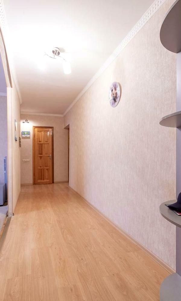 3-Room Apartment on Tatarska Street, Lukyanivska, Shevchenkivsky District