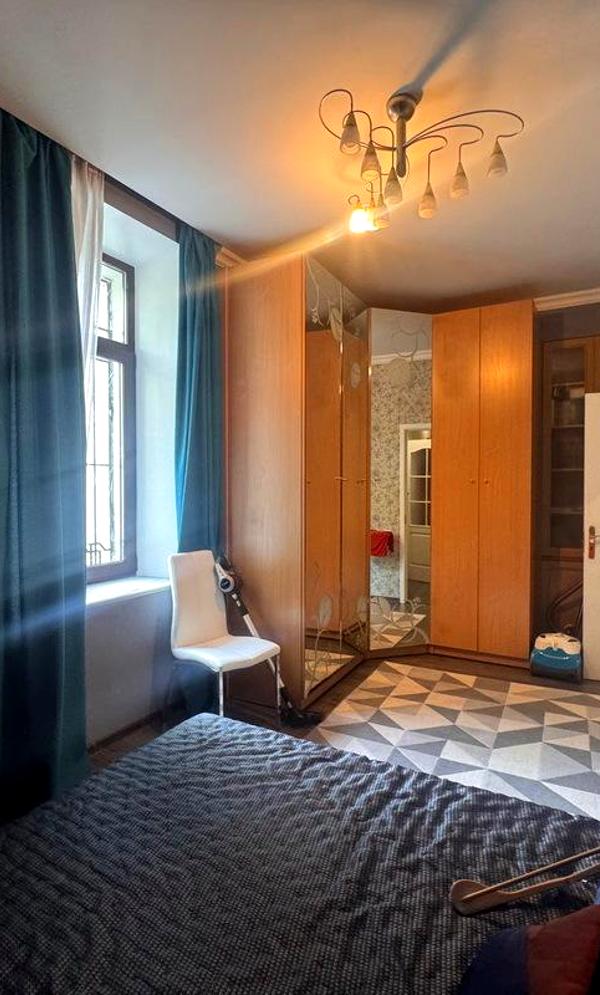 3-Room Apartment in Odessa Center with Modern Renovation