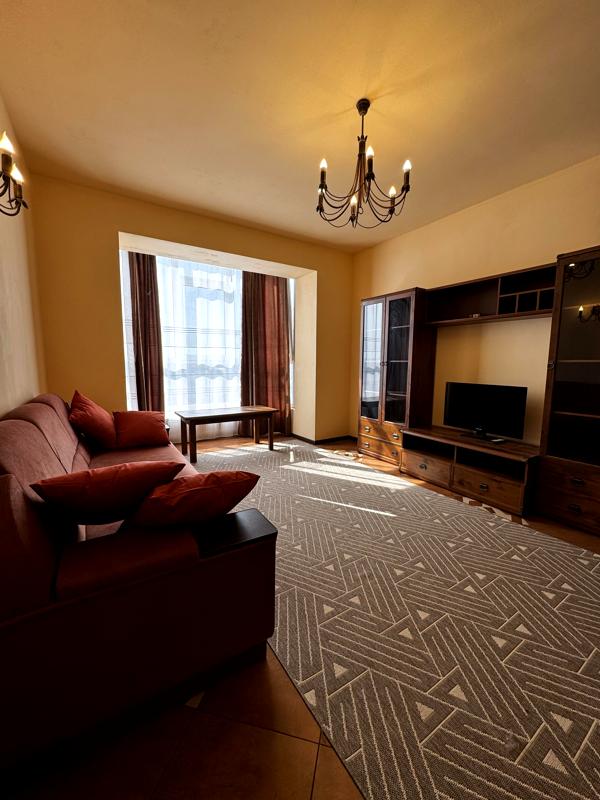 2-Room Apartment in New Building, Pasichna District with Modern Amenities