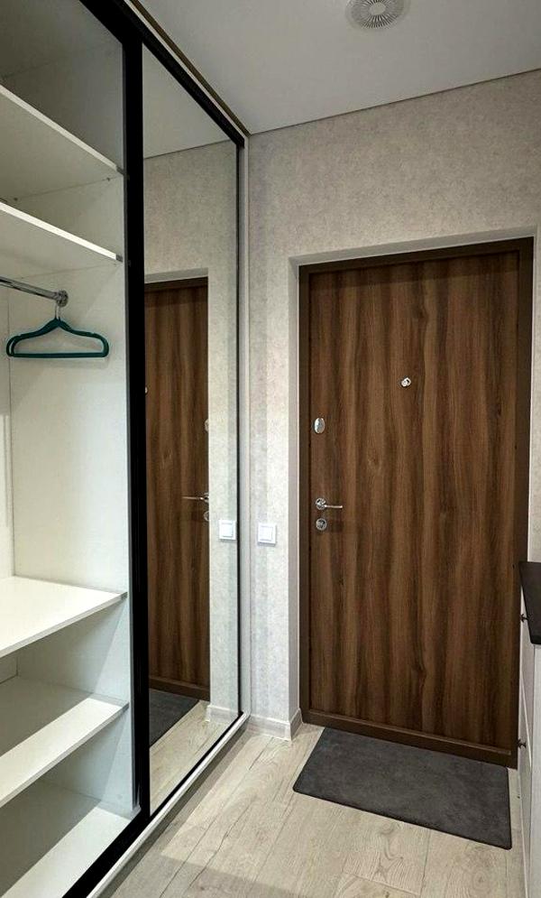 Cozy One-Bedroom Apartment in Varshavsky Complex