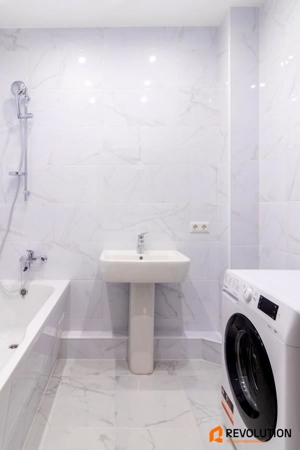 2-Room Apartment in Darnytskyi District, Fully Furnished