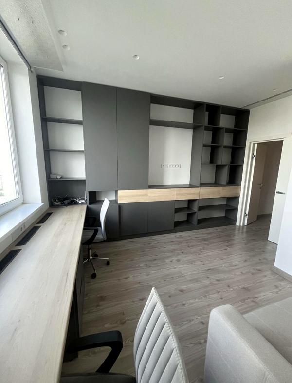 Spacious 3-bedroom apartment in Soho Residence with modern amenities