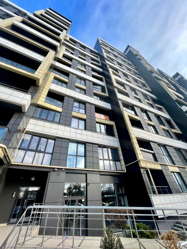 2-Room Apartment in Avalon Garden, Porohova Street