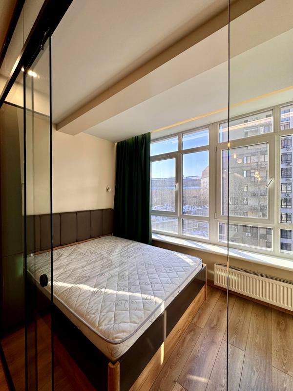 Fully Furnished Modern Studio Apartment