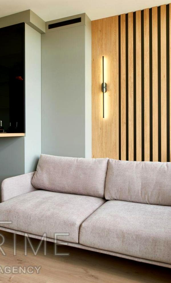 Designer Renovated One-Bedroom Apartment with Wardrobe in PARKLAND Complex