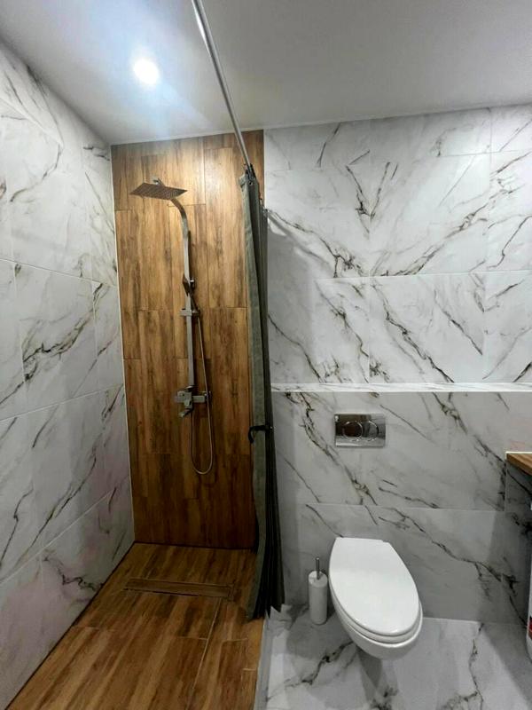 1-Bedroom Apartment with Modern Design and Amenities