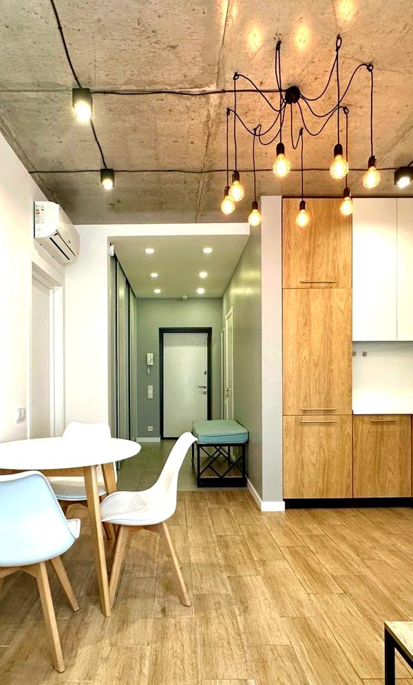 Stylish 1-Bedroom Apartment in New York Complex, Antonovycha Street