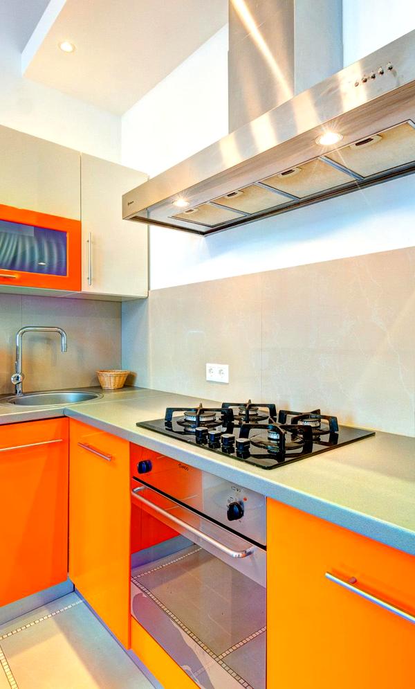 2-Bedroom Apartment in Kiev City Center near Khreshchatyk Street
