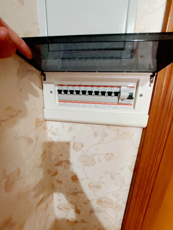 2-Room Apartment in Kyiv City Center, Near Maidan Nezalezhnosti Metro