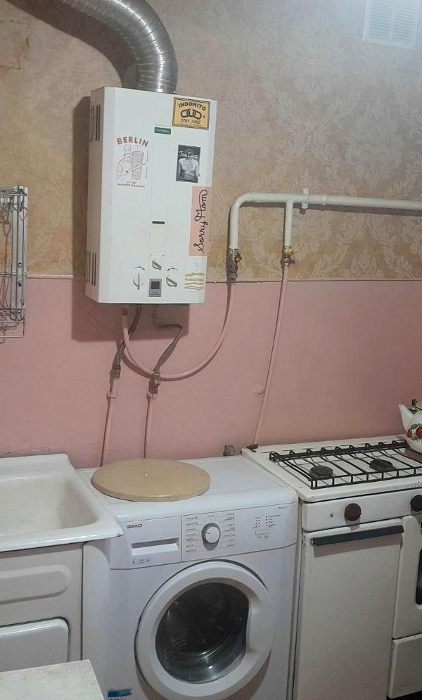 Cozy 1-Room Apartment near Shevchenko Square in Sukhyi Fontan District