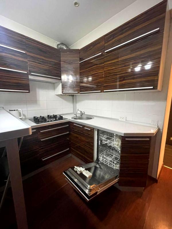 1-Bedroom Apartment near Stryi Park with Modern Studio Kitchen