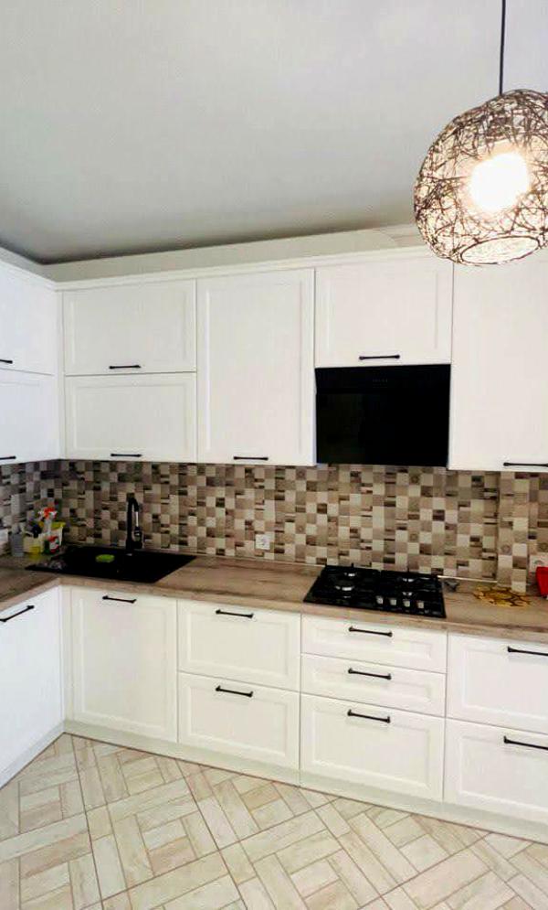 2-Room Apartment in 'Semitsvit' Complex - Stylish and Comfortable
