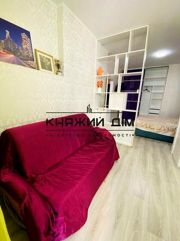 1-Bedroom Apartment in Tradytsiia Complex near Poznyaky Metro
