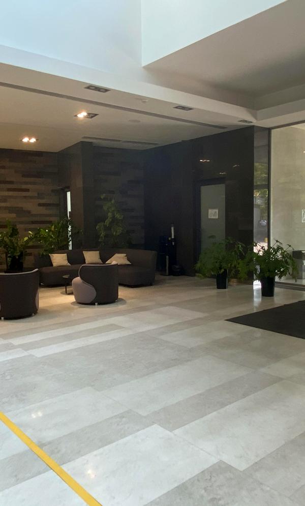 1-bedroom apartment in Central Park complex, premium location