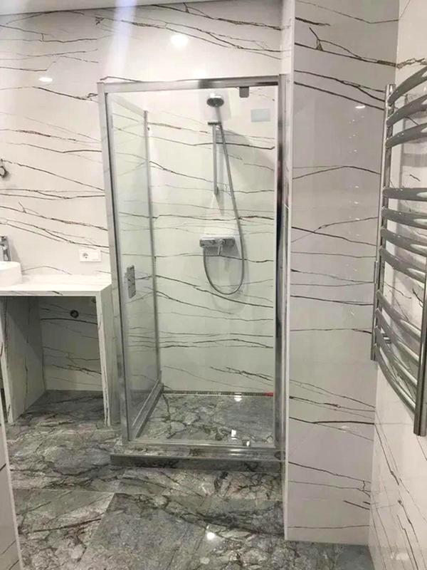 1-Bedroom Apartment in Nyzhnyi Val Street, Modern Design, First Lease