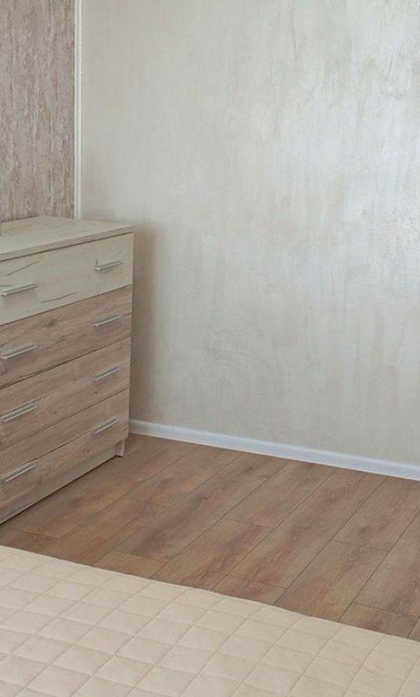 1.5-room apartment with designer renovation, new furniture, and great view