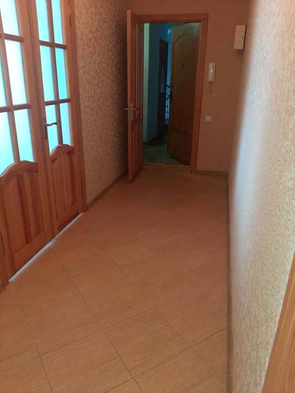 2-Room Apartment near Nevskogo/Vuzovsky, Gas Stove, Good Condition