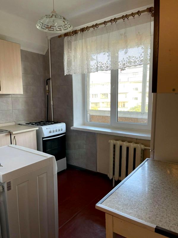 Cozy 1-Room Apartment on Lisovyi Prospect