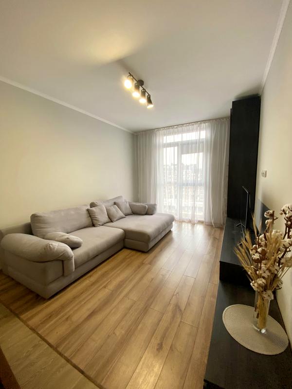 Spacious 1-bedroom apartment with studio kitchen in Avalon Complex