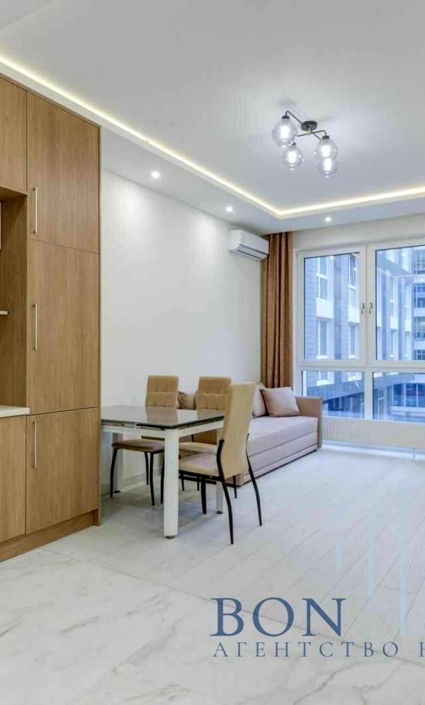 Stylish 1-bedroom apartment in Leipzig Residential Complex, Pechersk District