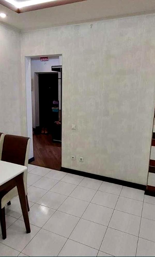 One-bedroom apartment on Dragomanov Street, fully equipped