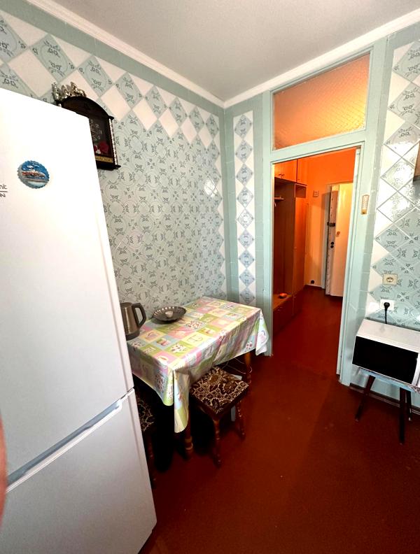 One-bedroom apartment on Balzaka Street with modern amenities