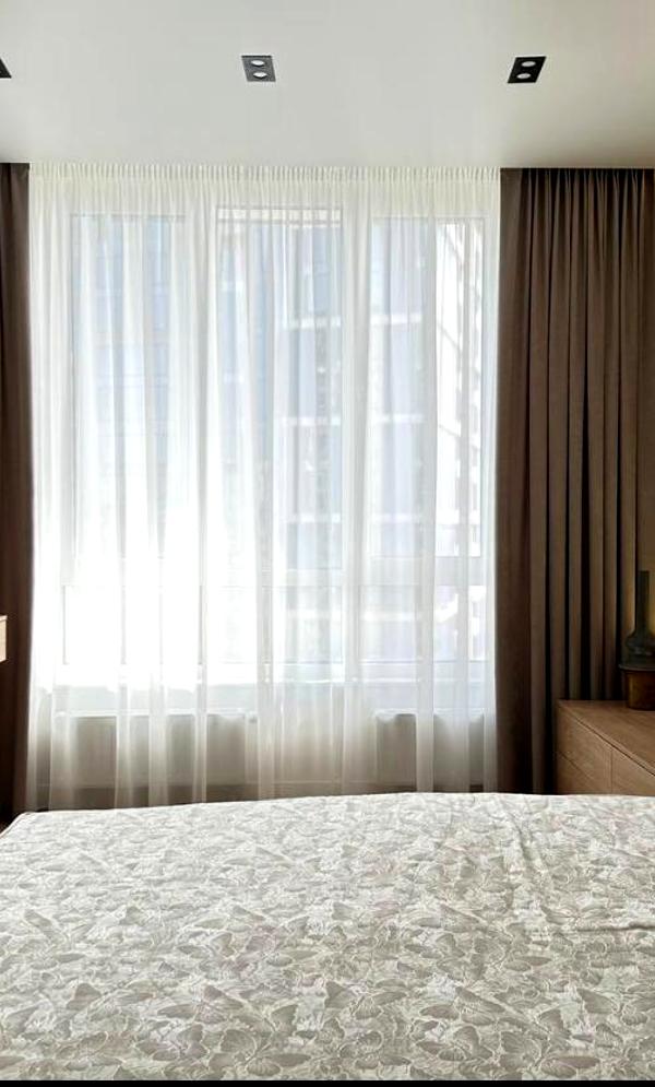 Stylish Panoramic Apartment with Dnieper View in Novopecherska Tower
