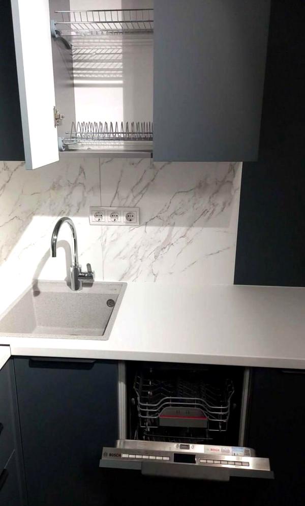 Stylish 1-bedroom apartment in new building, 5th Avenue complex