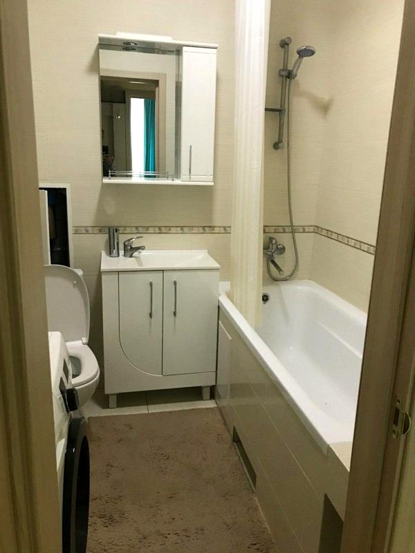 Fully Furnished 1-Bedroom Apartment in New Building