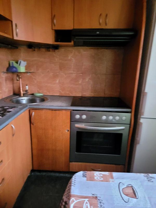One-bedroom apartment on Symyrenko Street near key amenities