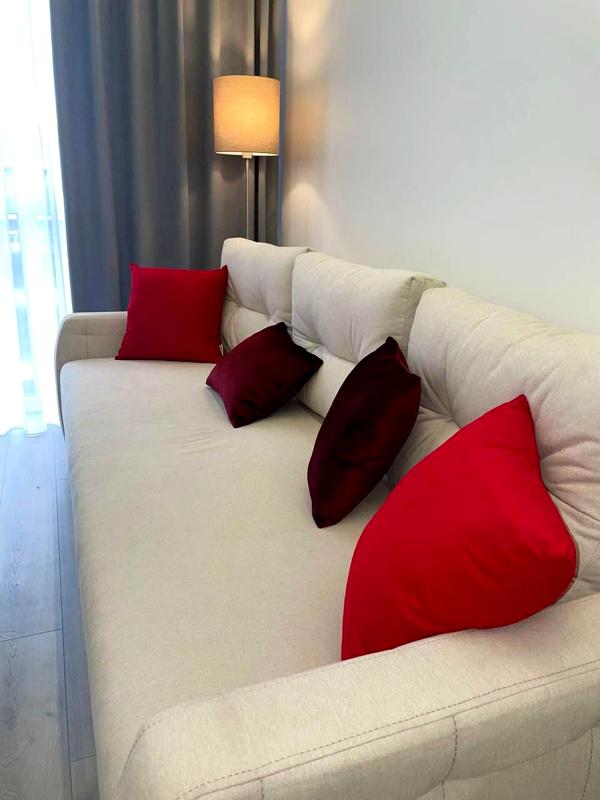 Spacious 2-bedroom apartment in Great Britain residential complex