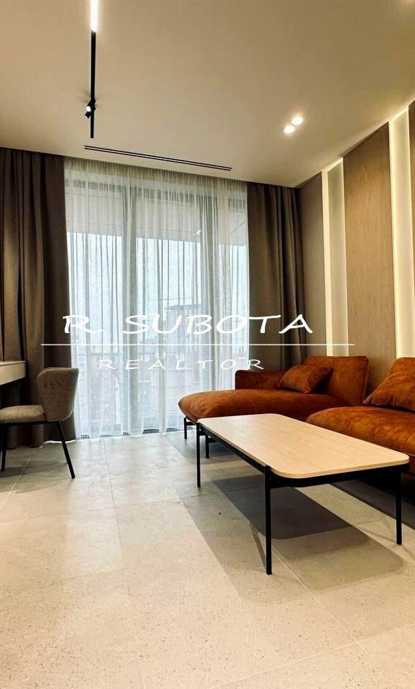 Modern Studio Apartment with Designer Interior