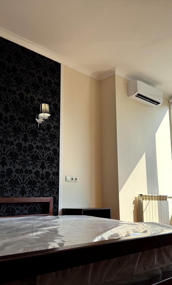 Exclusive apartment with designer renovation in elite residential complex