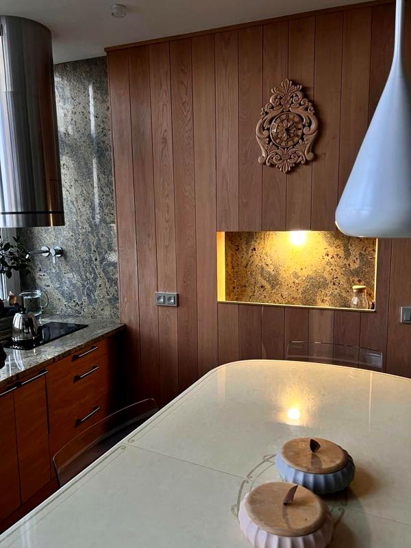 2-Room Apartment in Prestigious Green Island-2 Complex, Shevchenkivskyi District
