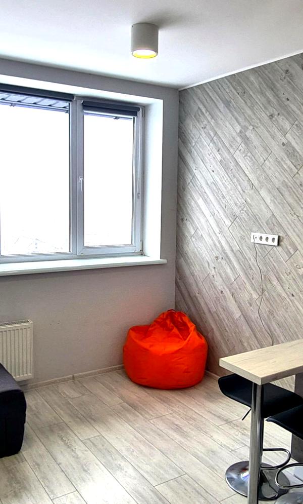 Modern Studio Apartment near Respublika Mall, Metro Stations