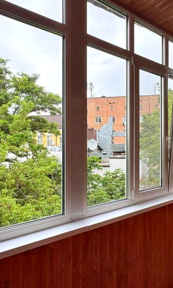 Spacious 4-Room Duplex Apartment in Kyiv City Center