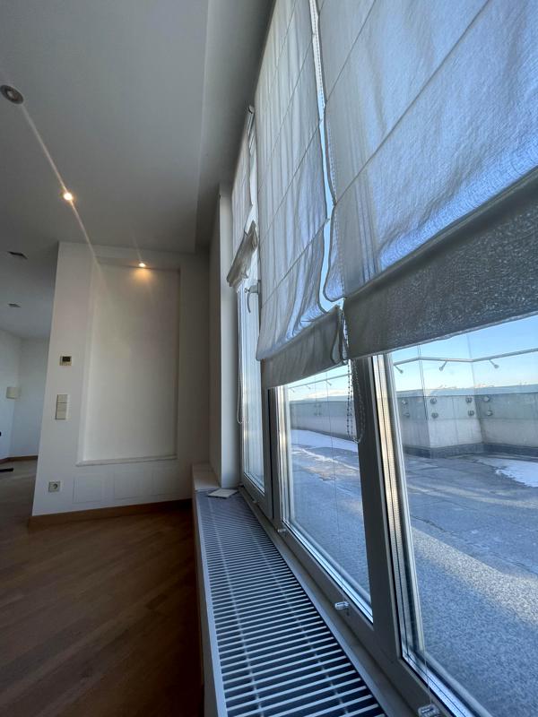 Spacious 2-Level Panoramic Apartment in Liko-Grad Complex