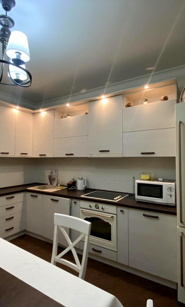 Bright, Well-Designed Apartment with Functional Spaces