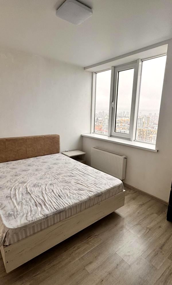 2-комнатная квартира рядом с метро Нивки, Щербакова 52
