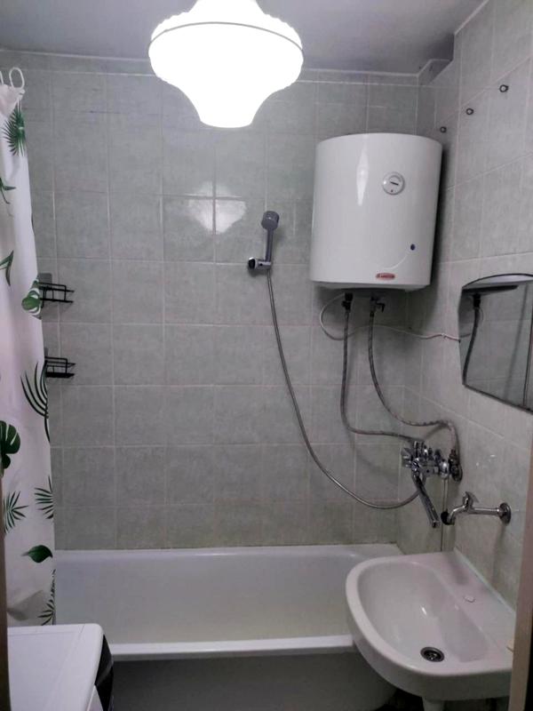 Spacious 2-room apartment on Mazepa Street, 60 m², 9th floor