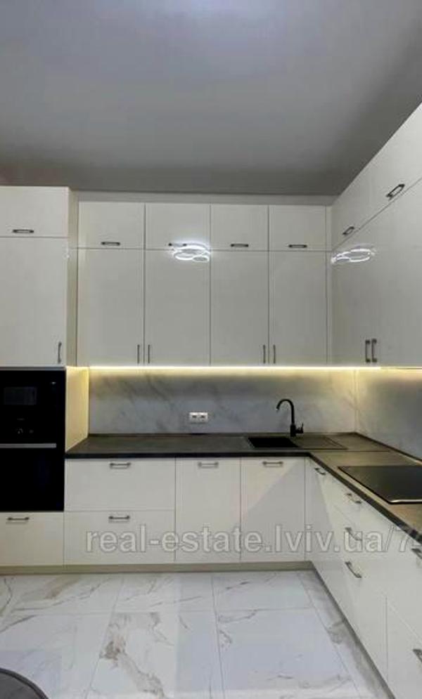 Two-Room Apartment with Separate Bathroom in Residential Complex