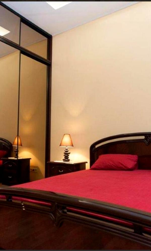 Spacious Apartment in City Center near Shevchenko Park