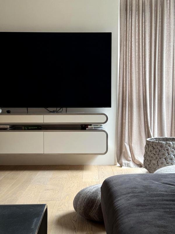 Elite 3-Room Apartment in French Quarter 2 Complex, Pechersk District