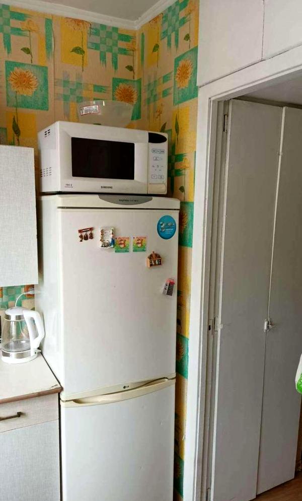 1-Room Apartment on Harmatna Street, 9/10 Floor