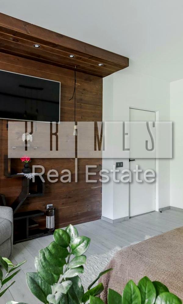 Spacious 3-Room Apartment with Electric Floors and Modern Amenities