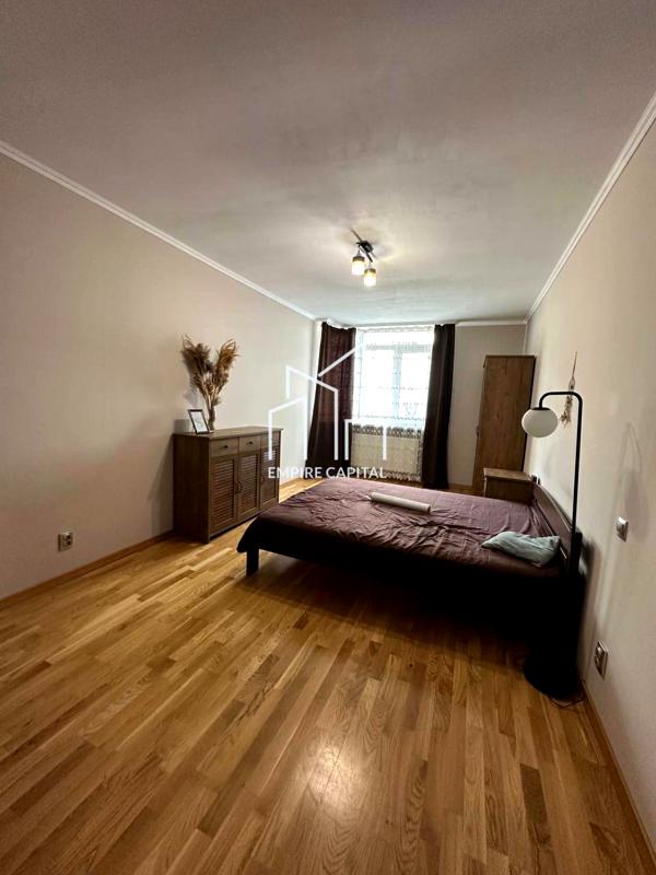 2-Room Apartment on Zaliznycha Street, Lviv