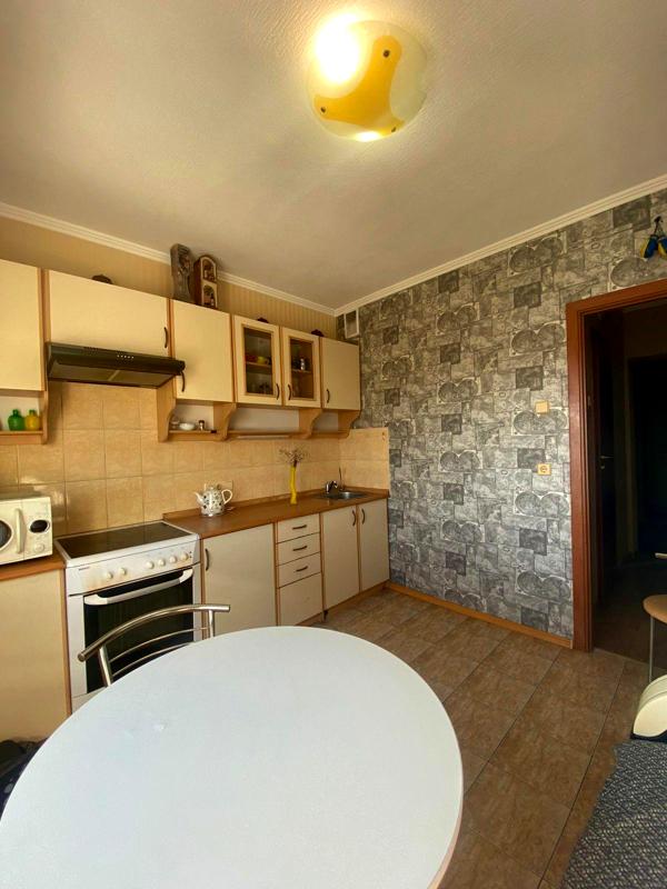 1-Bedroom Apartment in Solomyansky District with Amenities