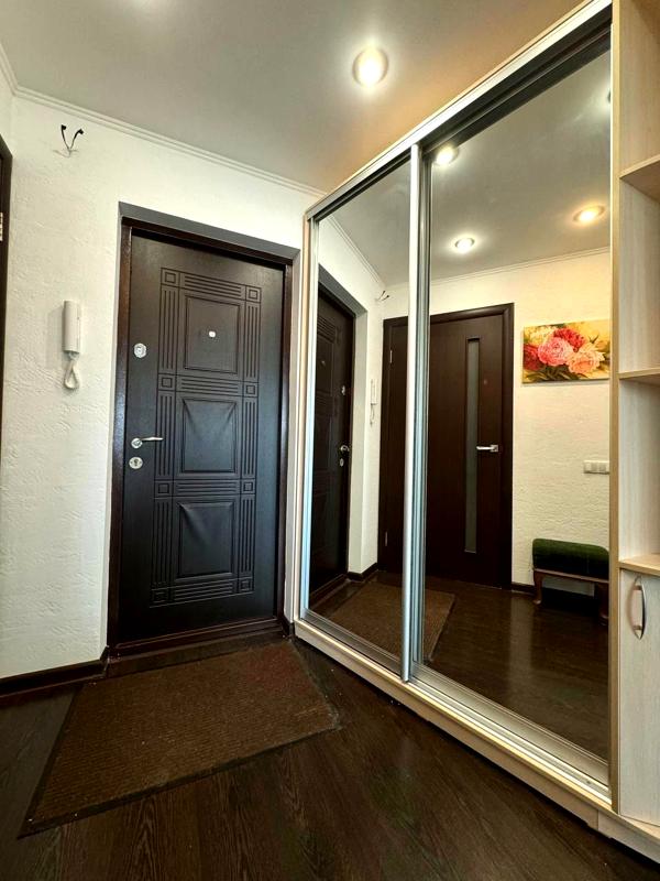 1-Bedroom Apartment in Central District with Modern Design